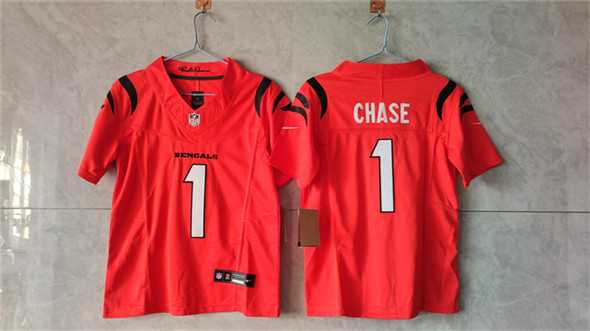 Womens Cincinnati Bengals #1 JaMarr Chase Orange F.U.S.E. Vapor Stitched Jersey->cincinnati bengals->NFL Jersey