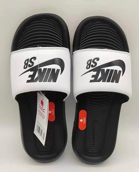 buy and sell Nike Slippers free shipping->slippers->Sneakers